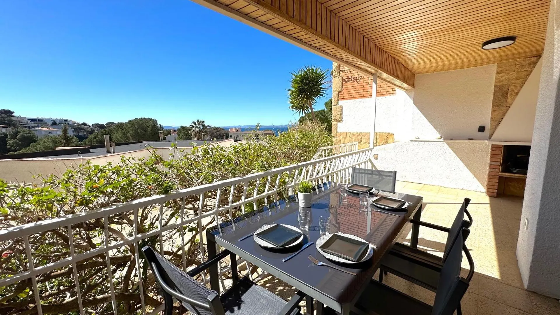 Apartamento California Rosas